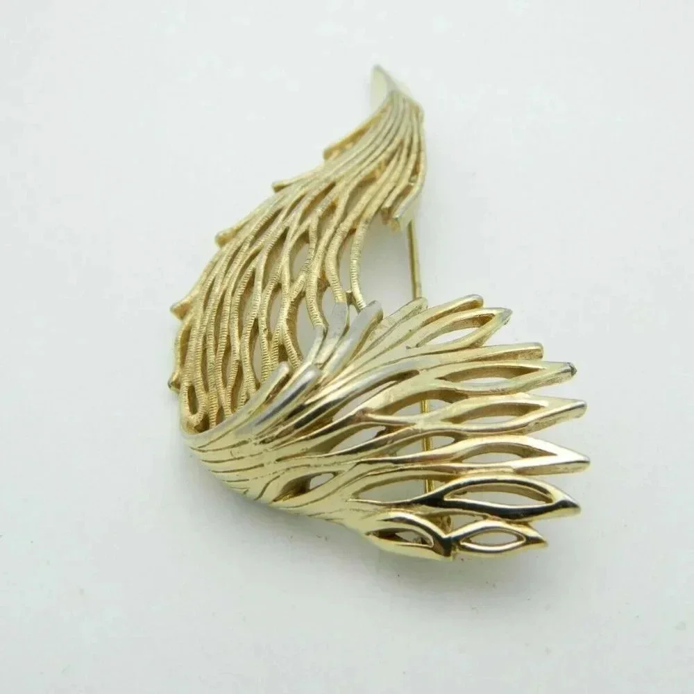 CROWN TRIFARI Textured Abstract Modern Openwork